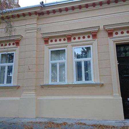 Konzul -Top Apartment, Strict Center, Parking Osijek Ngoại thất bức ảnh
