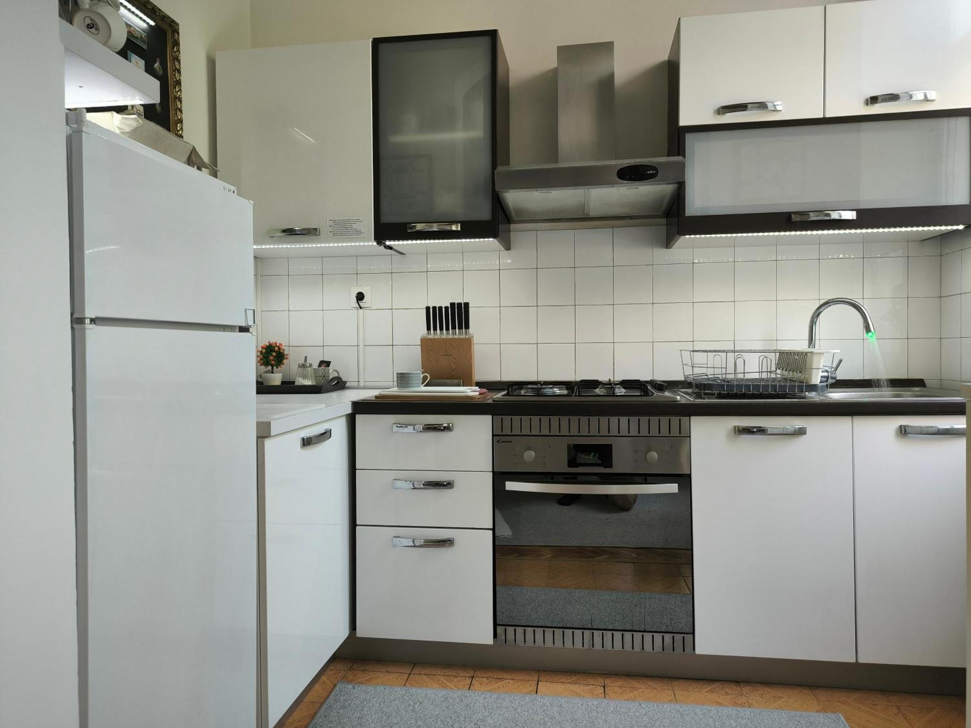 Konzul -Top Apartment, Strict Center, Parking Osijek Ngoại thất bức ảnh